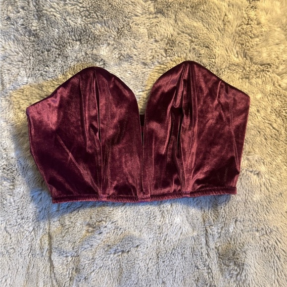 Victorias Secret Velvet Cropped Bra - Picture 1 of 8